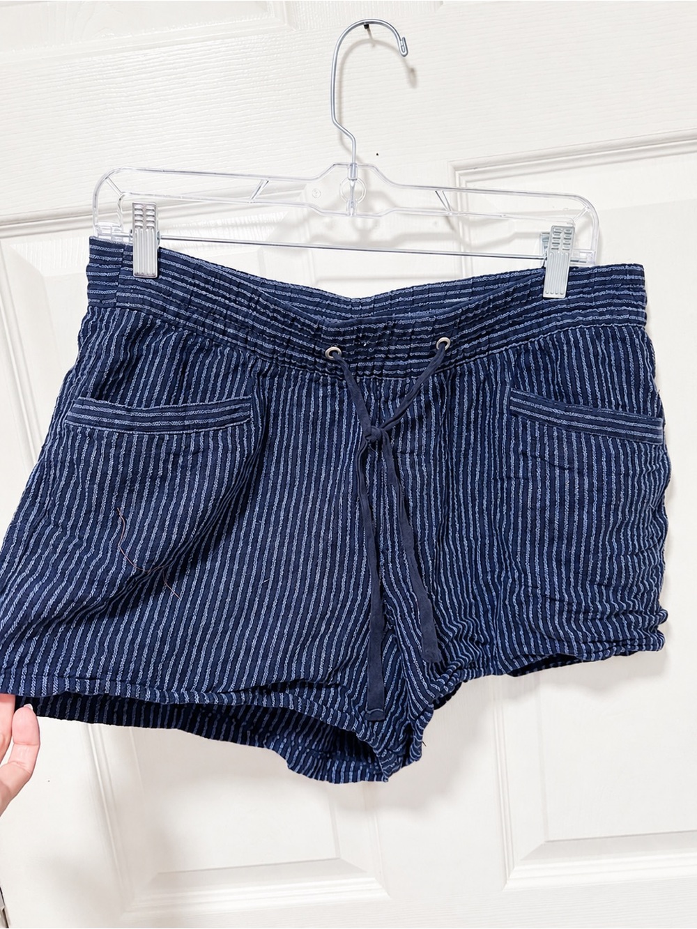 Gap Linen Blend Striped Pull-On Shorts Medium Navy Blue